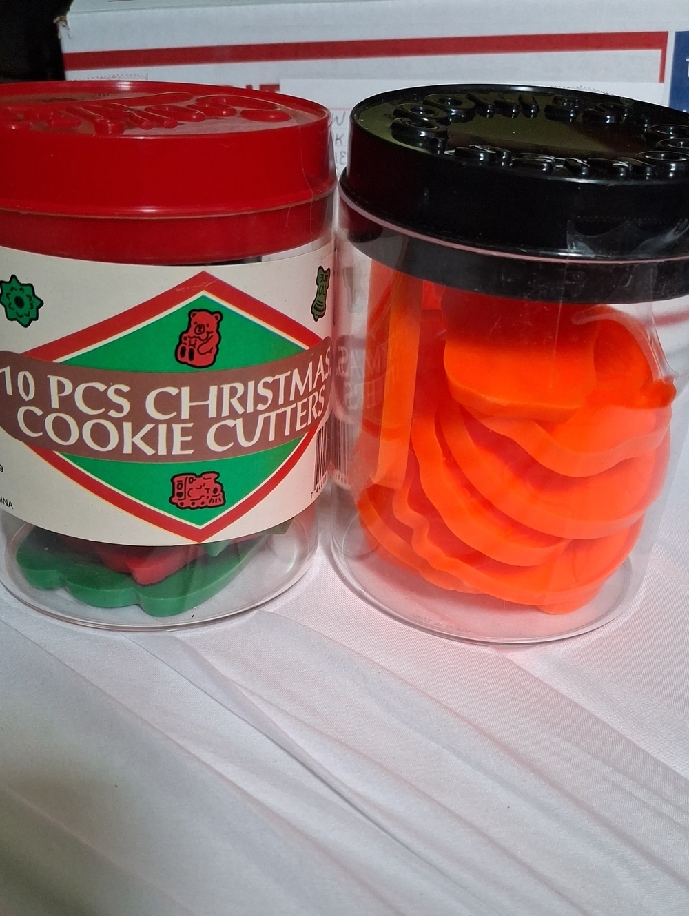 10 PCS Halloween & Christmas Cookie Cutters - Asst. Red/Green & Orange